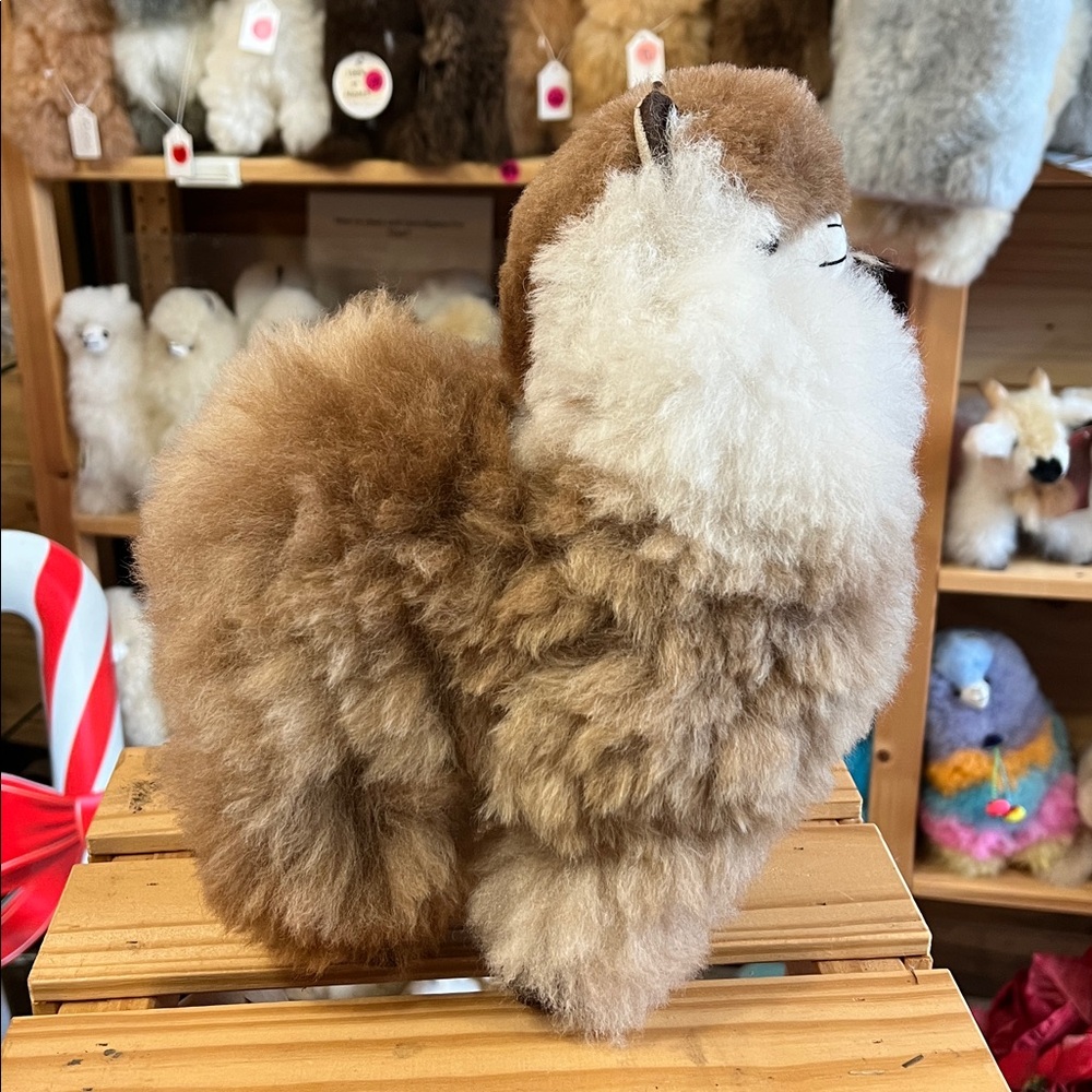 100% alpaca fur Fluffy Brown and White Alpaca Plush - Picture 2 of 2